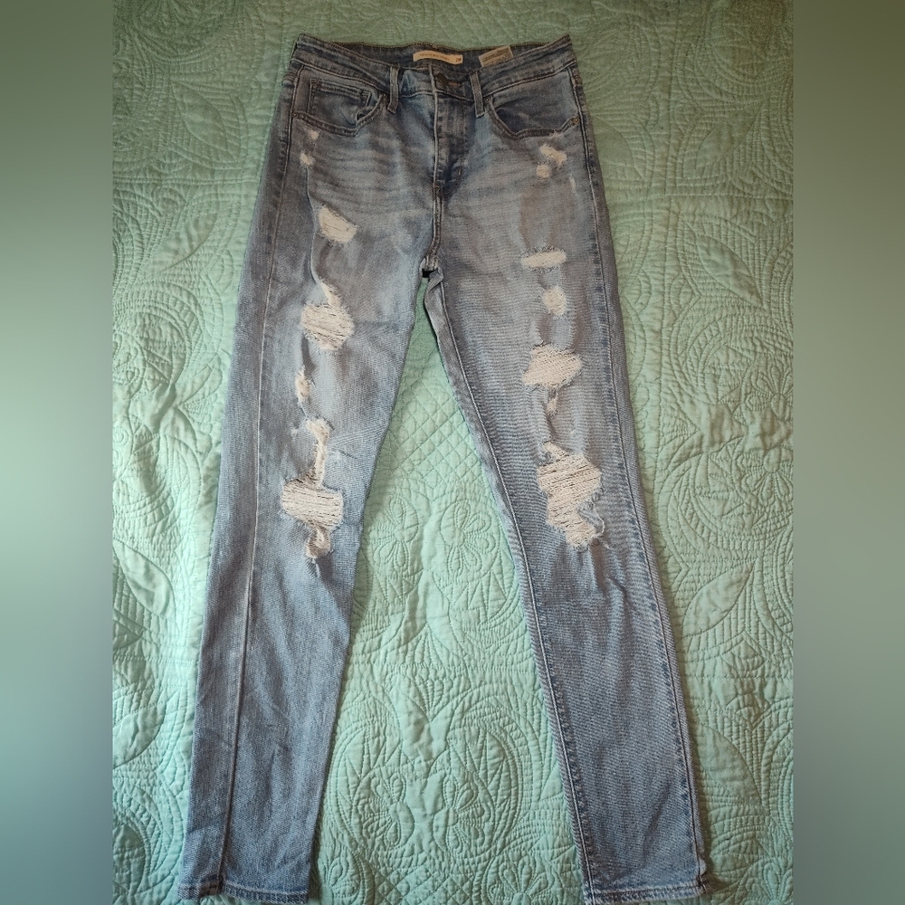 Levis 721 High Rise Skinny Jeans